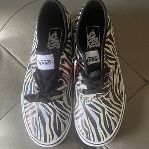 NWT Vans Black and White Iridescent Zebra Pattern Shoes